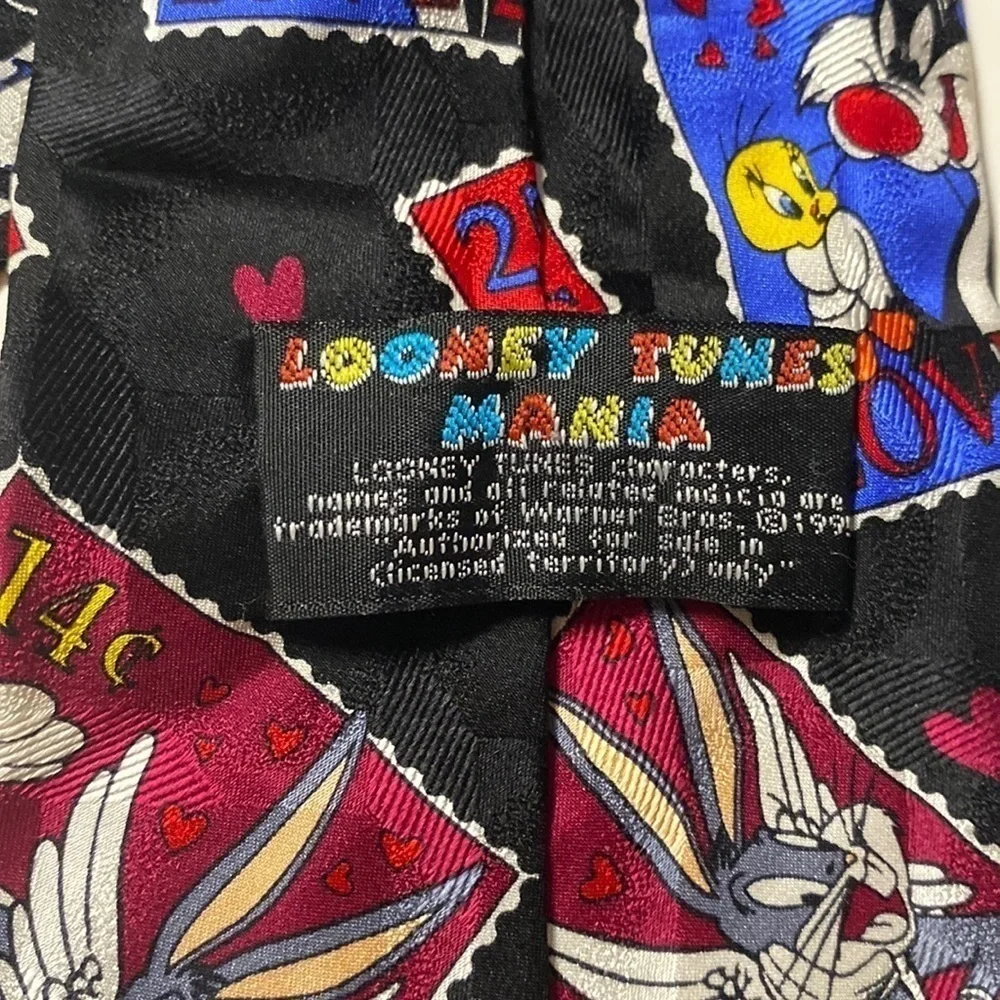 LOONEY Tunes Mania handmade 100% silk‎ valentines necktie